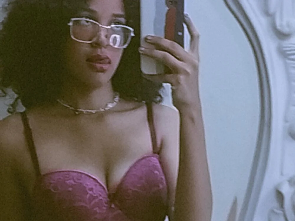 miss_leidy_: συνομιλία ΧΧΧ εκτός σύνδεσης