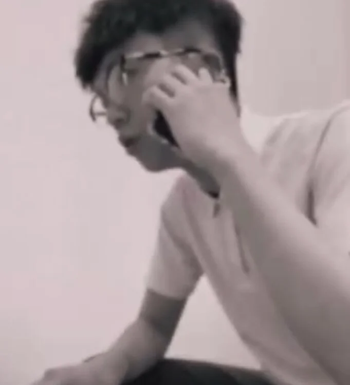 yangboi0857 offline chatrum
