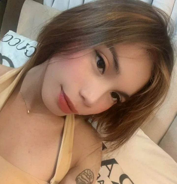 ClassyTemptressX Chat XXX offline