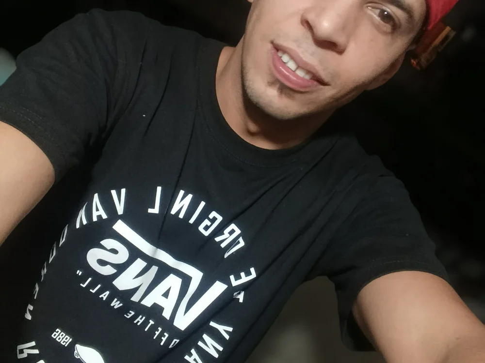 Офлайн-чат XXX Goonzalocab