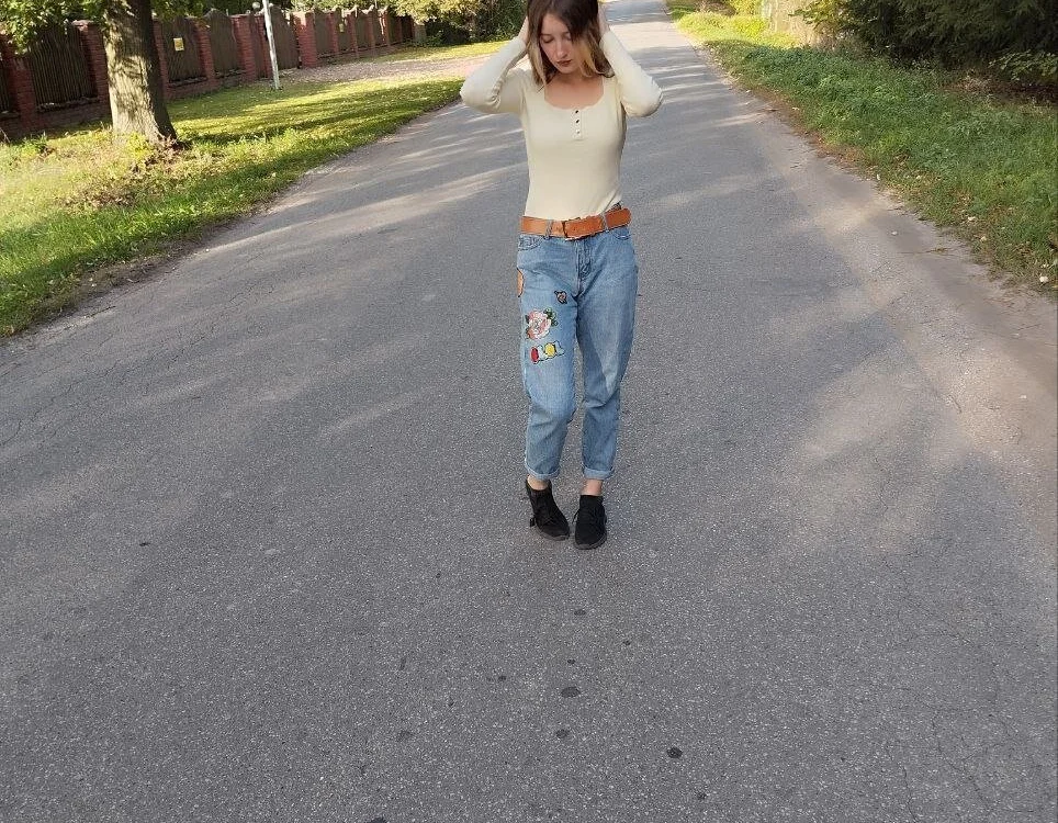 Olivia_Kis Obrolan XXX Offline