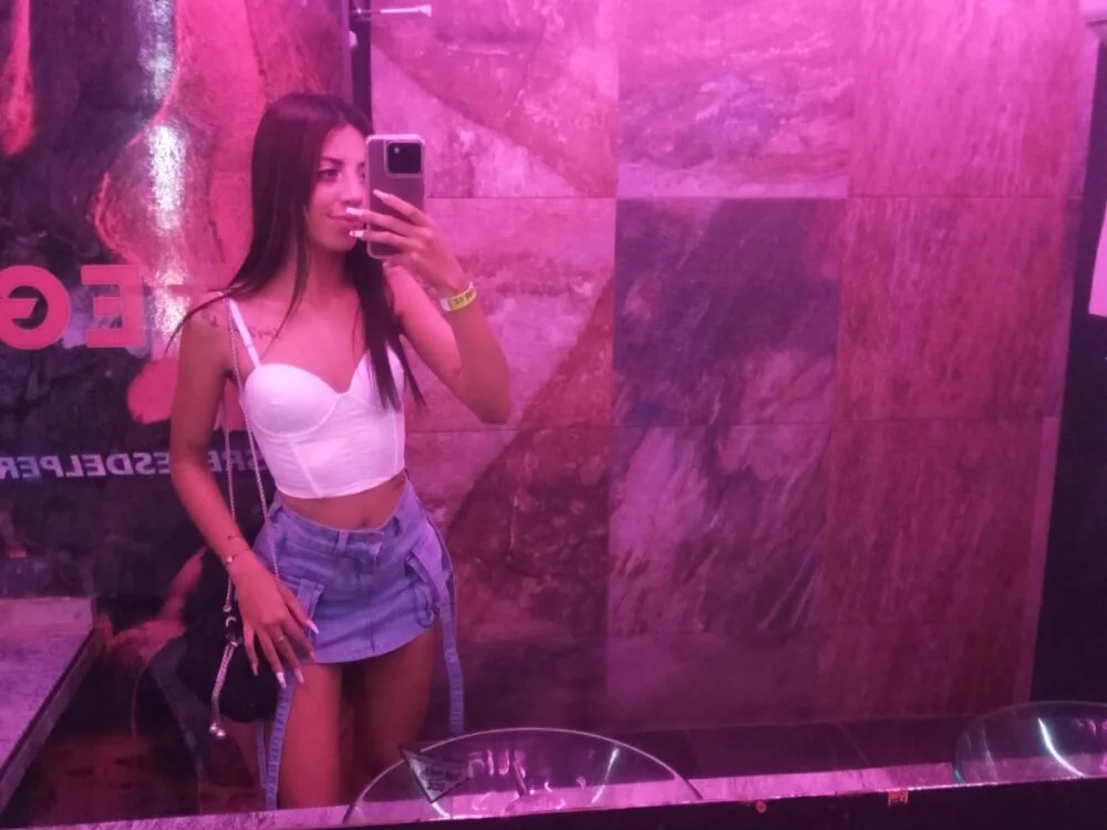 Brattycouples_cum 오프라인 XXX 채팅