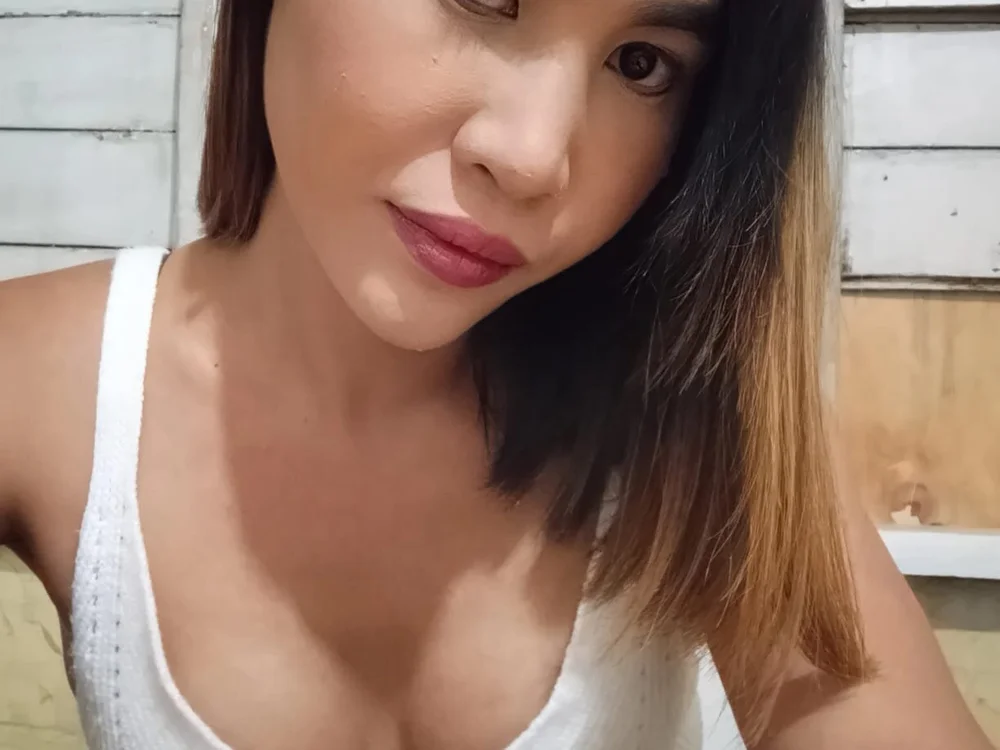 TS_BANANA_X's Offline XXX Chat