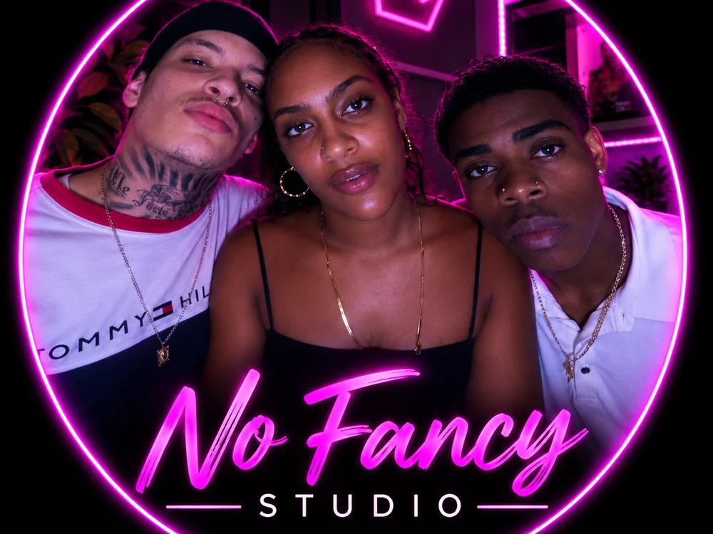 NoFancyStudio offline XXX-chat