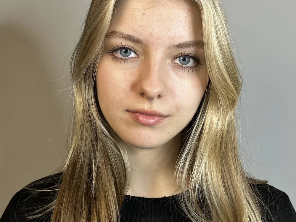 OttilieAppling's Offline Chat Room