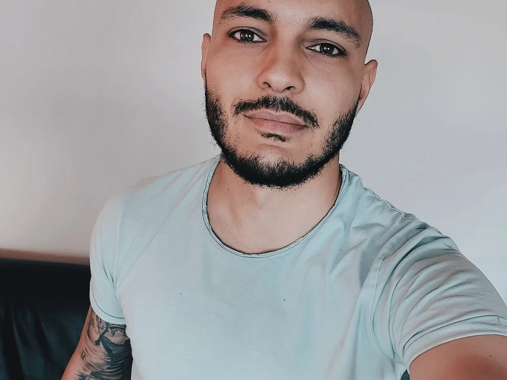 Mr-Flirt's Offline XXX Chat