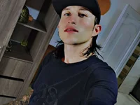 robert_1327 🤒 online naked chat