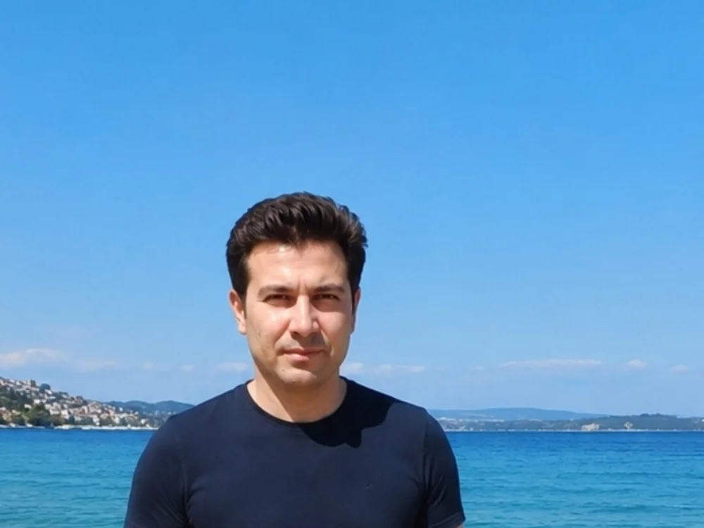 Ademufuk3 Adlı Modelin Çevrimdışı Sohbet Odası