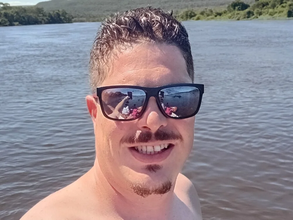 KMFF86n Offline XXX chat