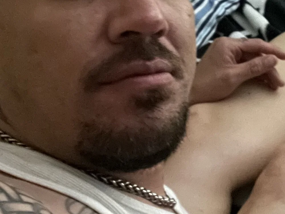 tatted_native_ex's Offline Chat Room