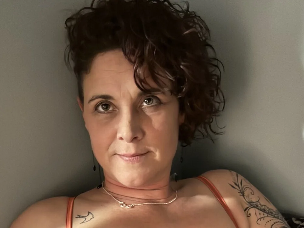 Офлайн-чат XXX MidWestMilf80