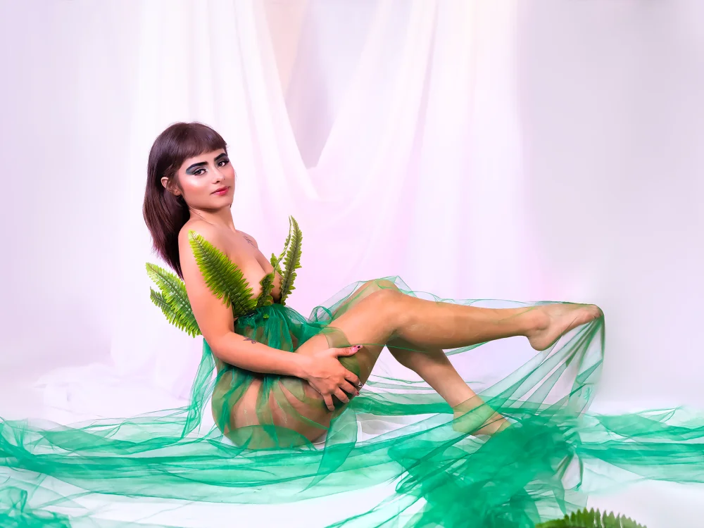 Agatha_Lanee offline XXX-chat