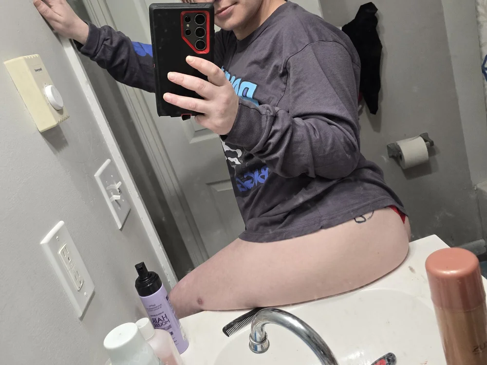 curvychrisdy's Offline XXX Chat