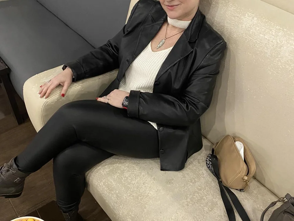 RoxyVibe999's Offline XXX Chat