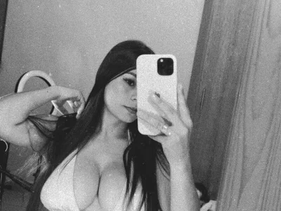 Mayte__Girls__ private show