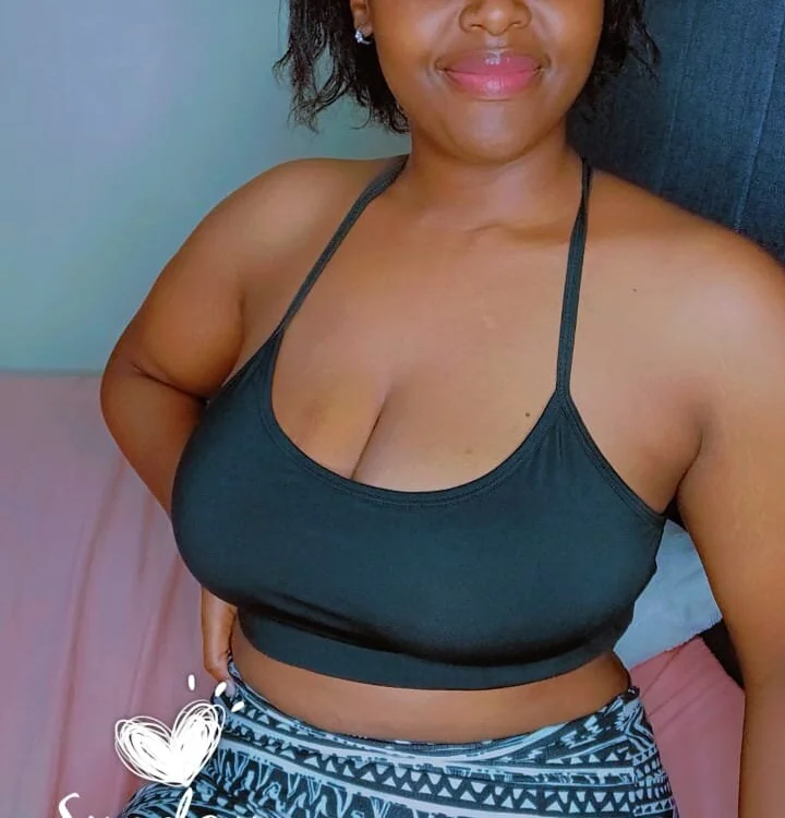 แชท XXX ออฟไลน์ของ Umdile