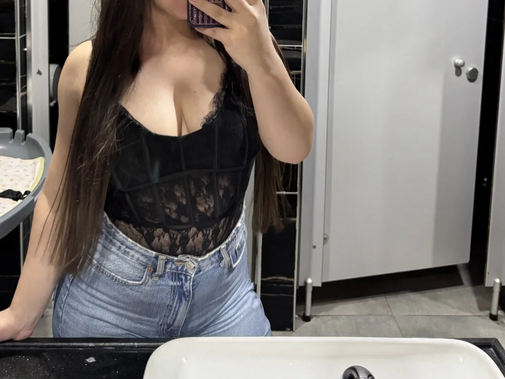 دردشة Sutgibiezgi الجنسية دون اتصال