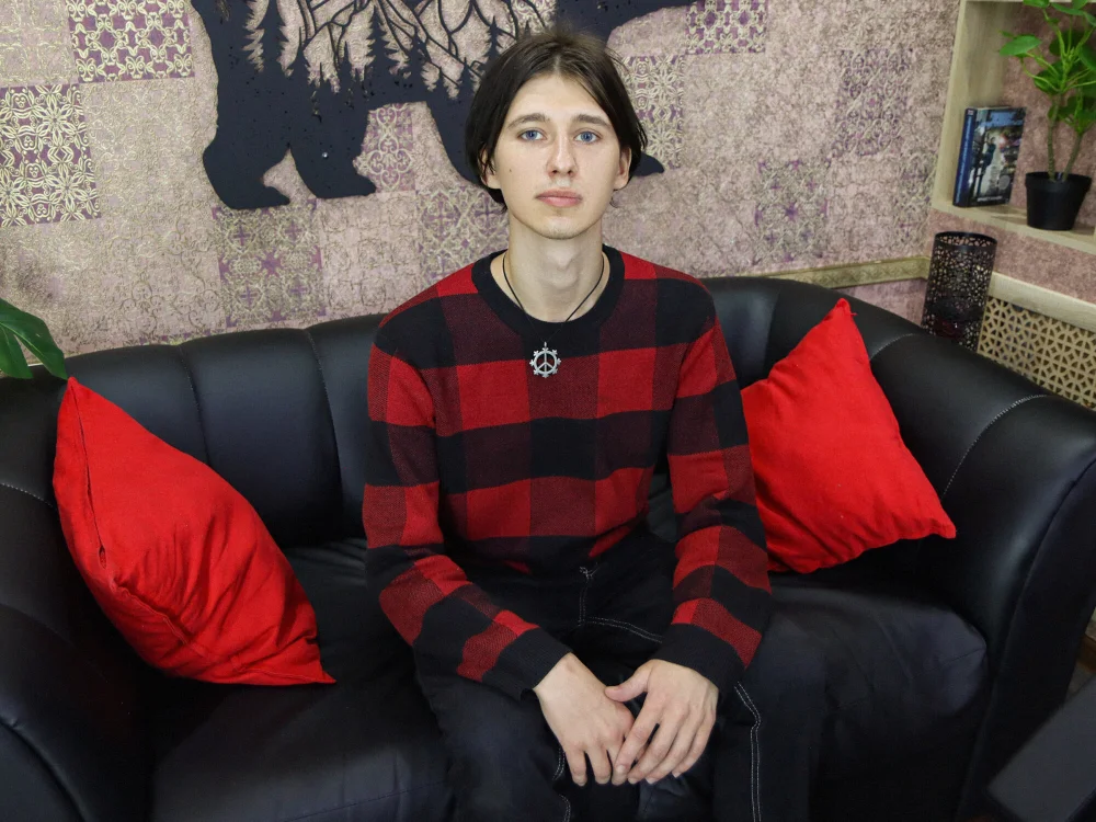 TheoReys' Offline Chat Room