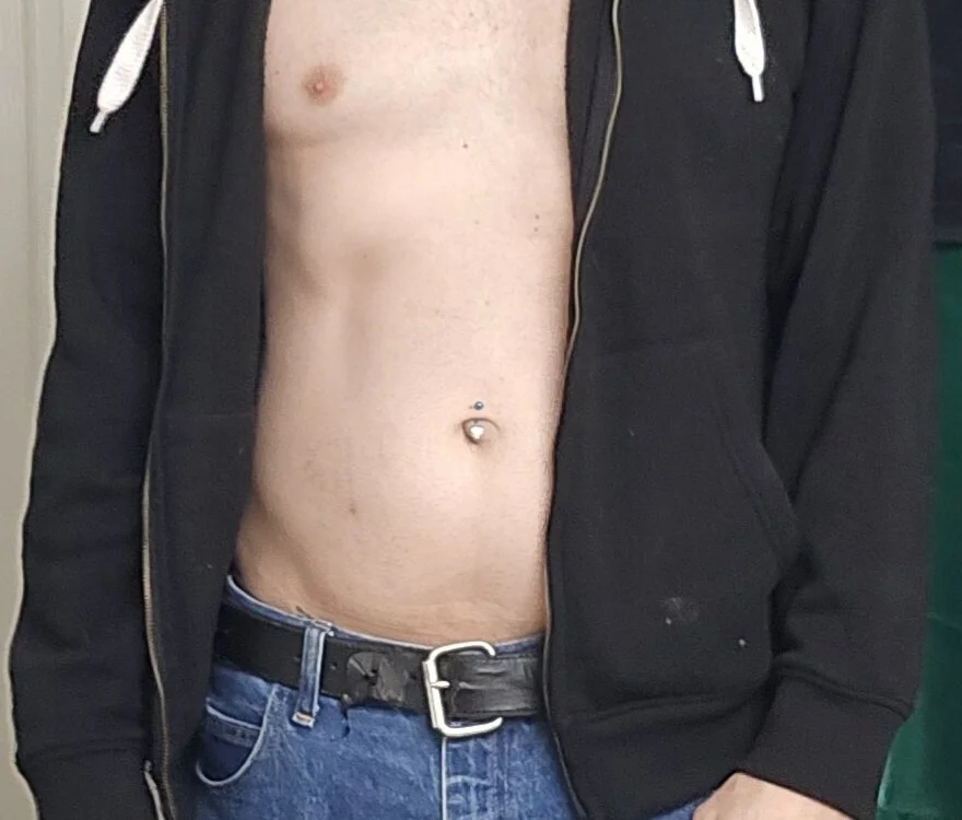 mikey-s-cort Offline XXX Chat