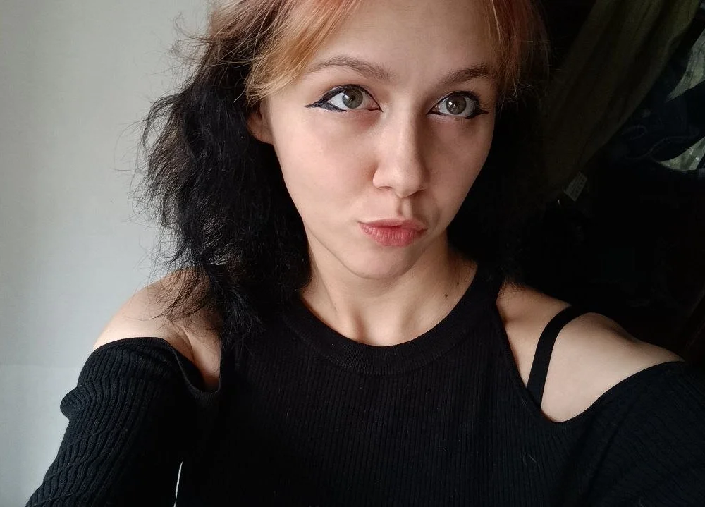 AnnaHypn0sis offline chatrum