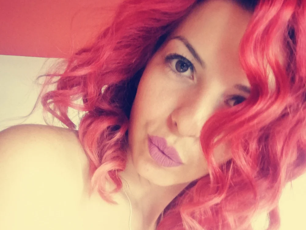 SerenaLoveX's Offline XXX Chat