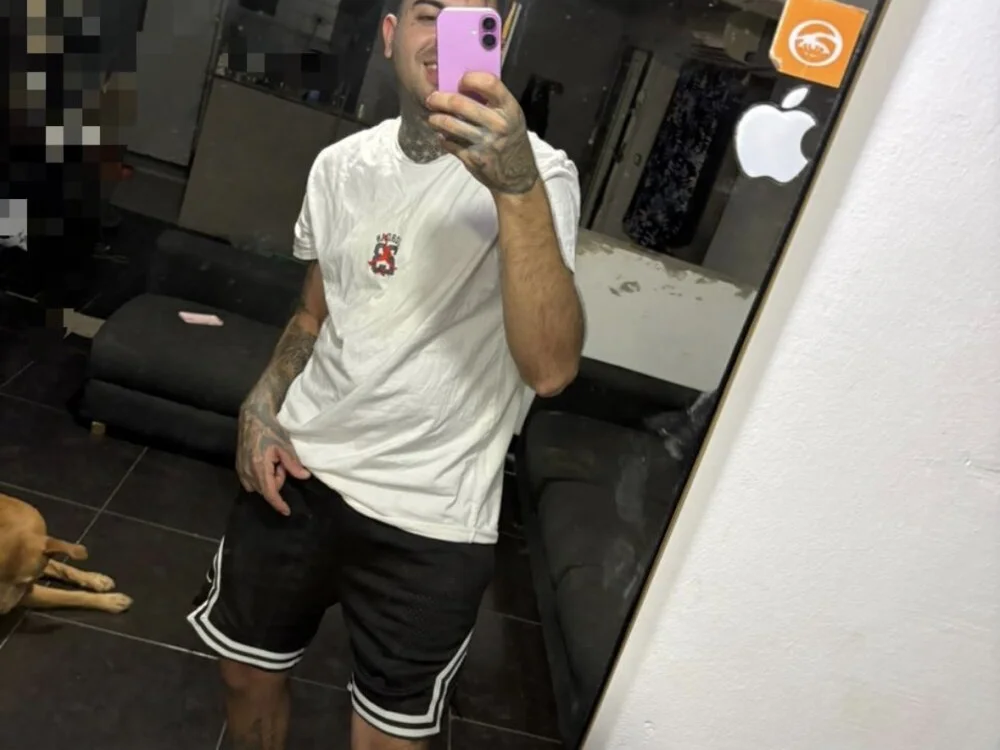 Locosdemente1's Offline XXX Chat