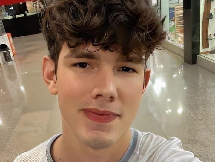 Офлайн-чат XXX Angelo-cianuro-