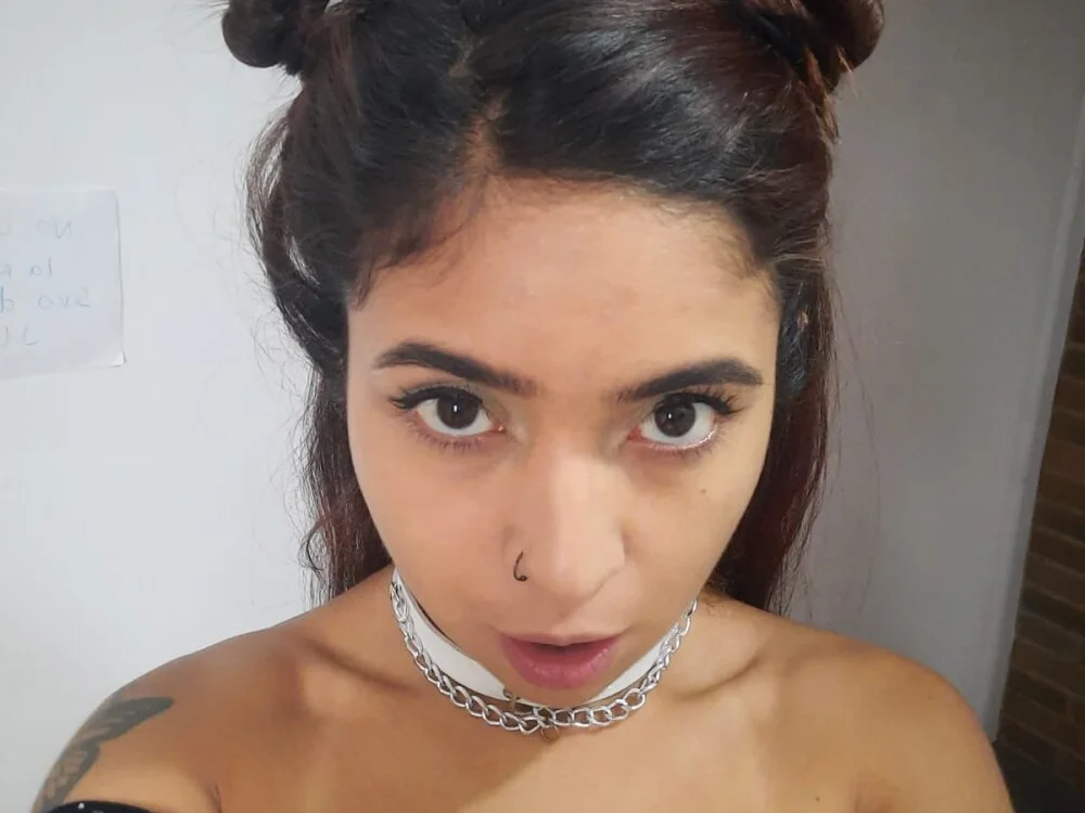 helenacyruss 오프라인 XXX 채팅