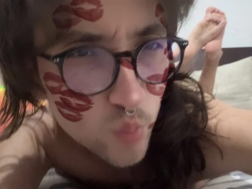 SweetieM4tt Adlı Modelin Çevrimdışı XXX Sohbeti