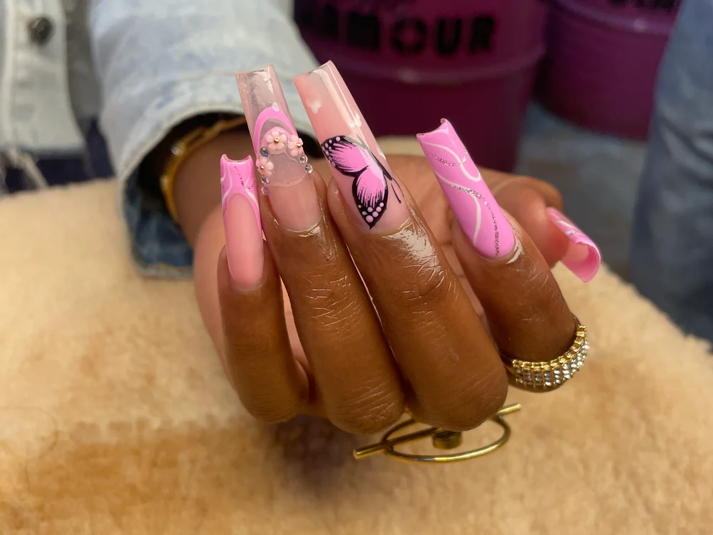 Lil_momsyy cover photo