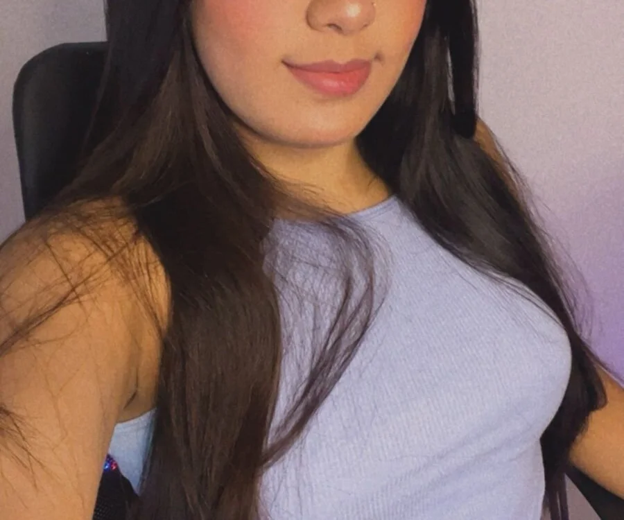 Chatroom XXX hors ligne de Sabrina_Skyy