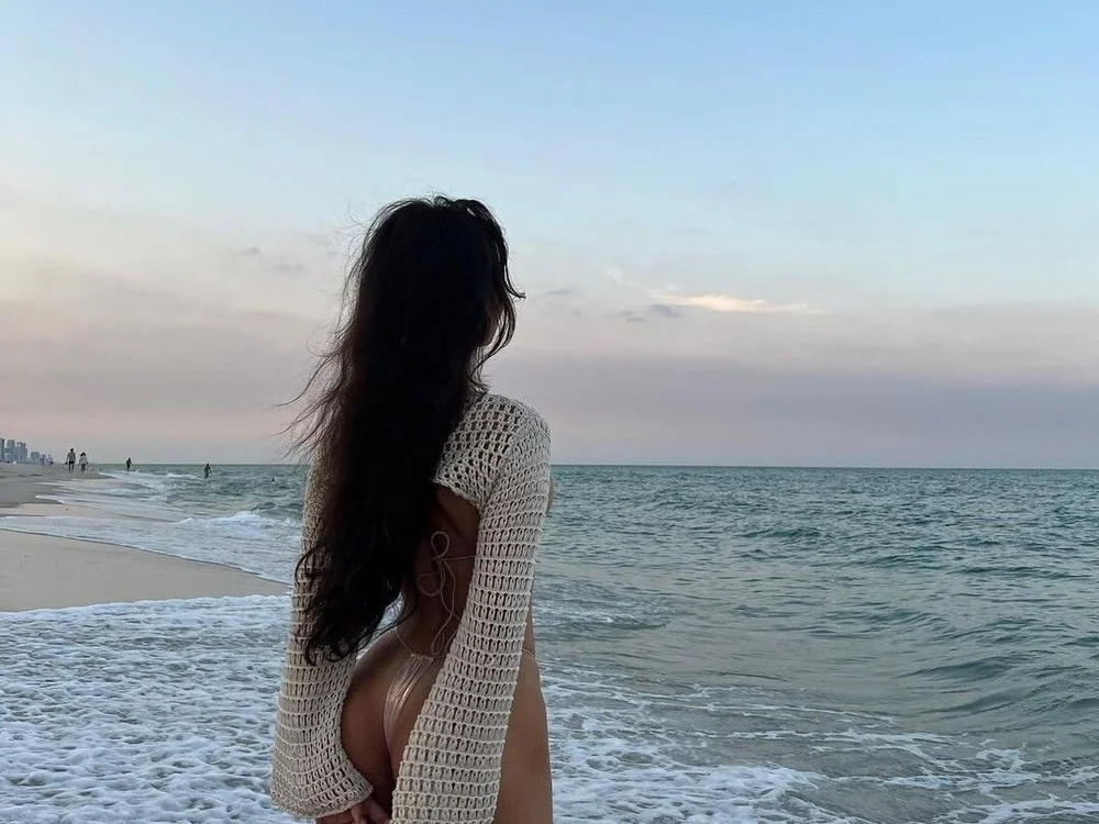 adrianacouple9o's most recent online preview