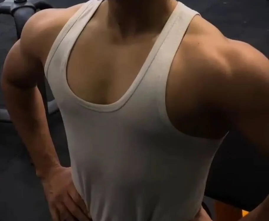 XxxArabicFuckBoy 离线XXX聊天