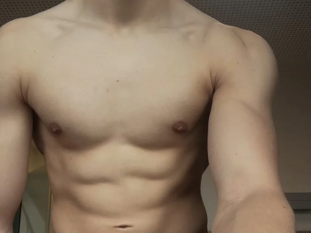 germankink18 Chat XXX Ngoại tuyến