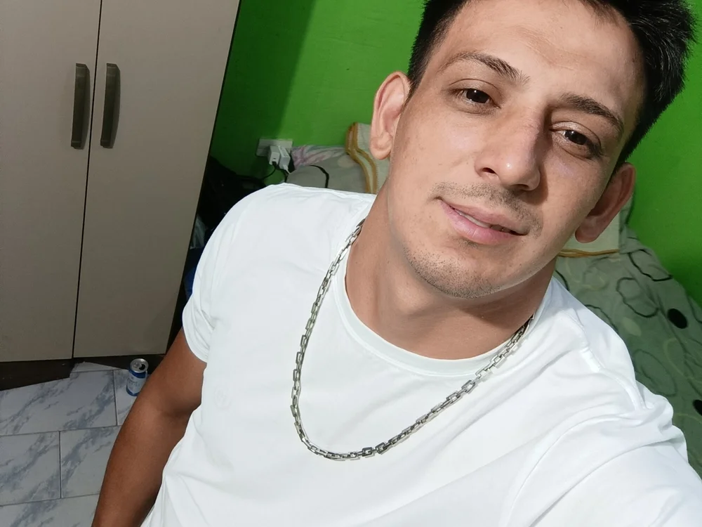 estiber535's Offline Chat Room