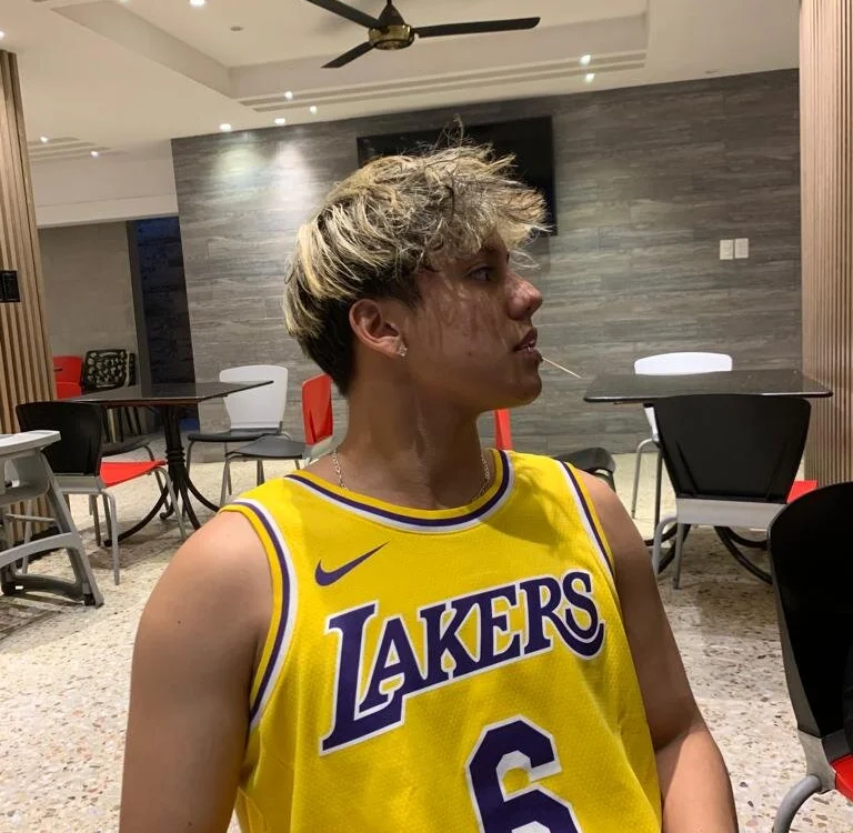 ห้องแชทออฟไลน์ของ Mr_Mikez