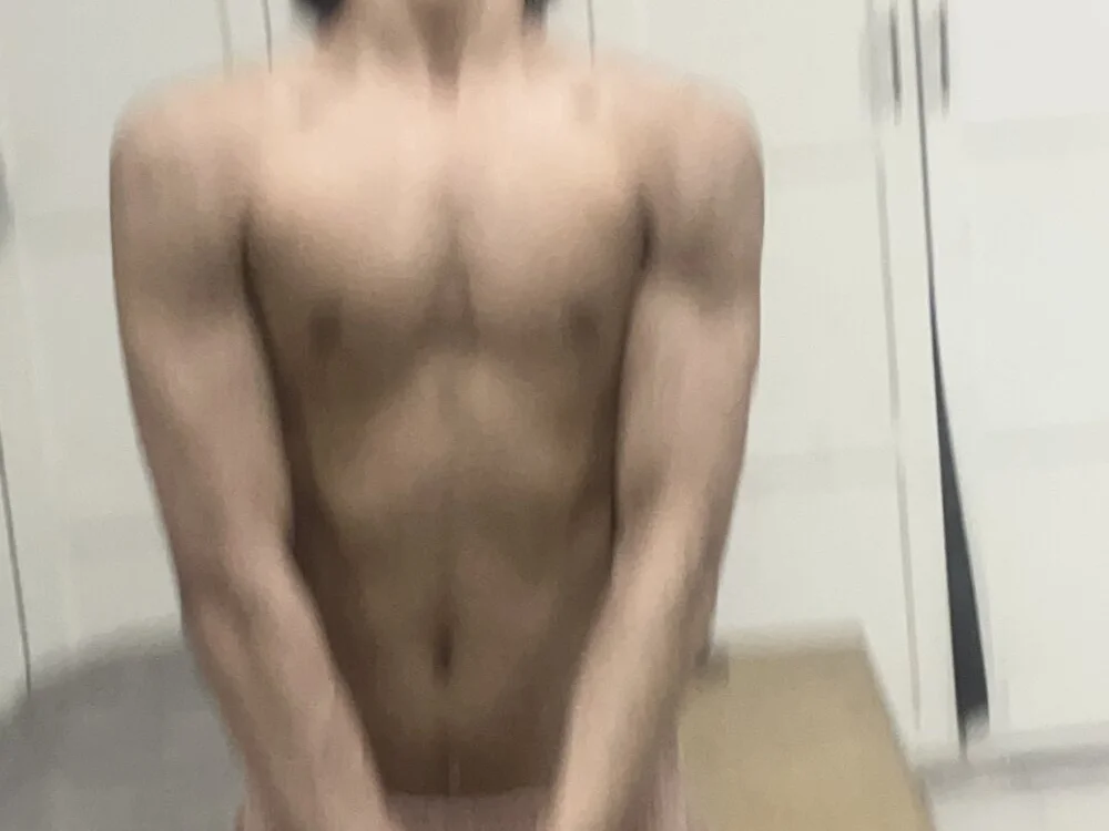 دردشة Skinnytopp الجنسية دون اتصال