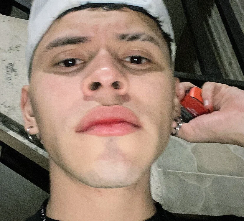 Kisei_boy's Offline XXX Chat