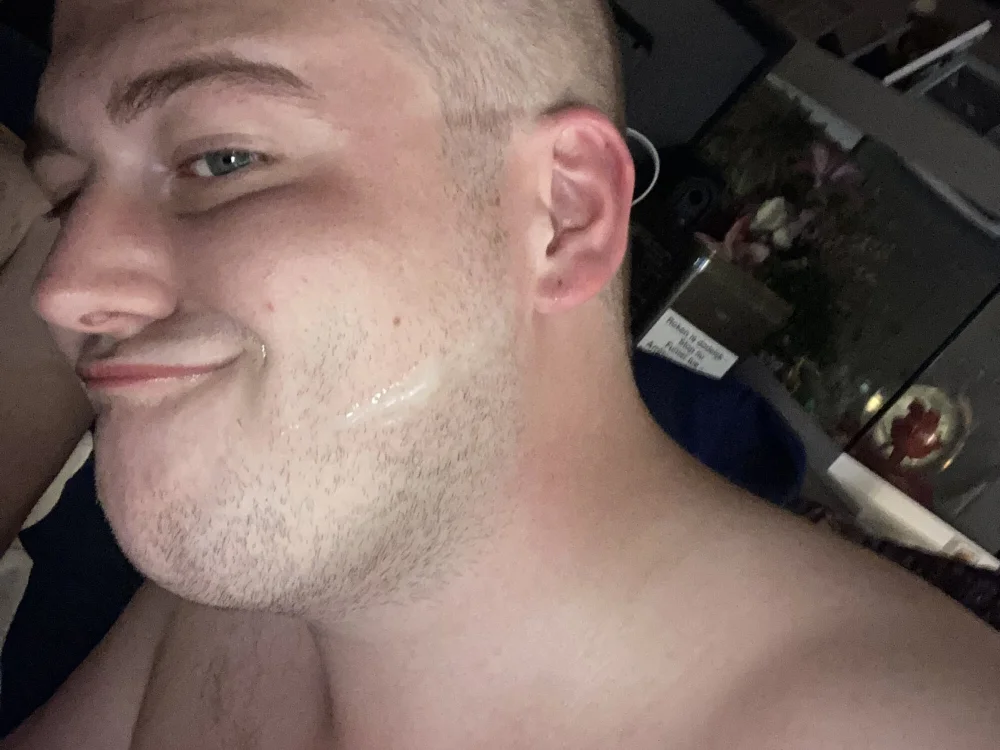 doggy05090's Offline XXX Chat
