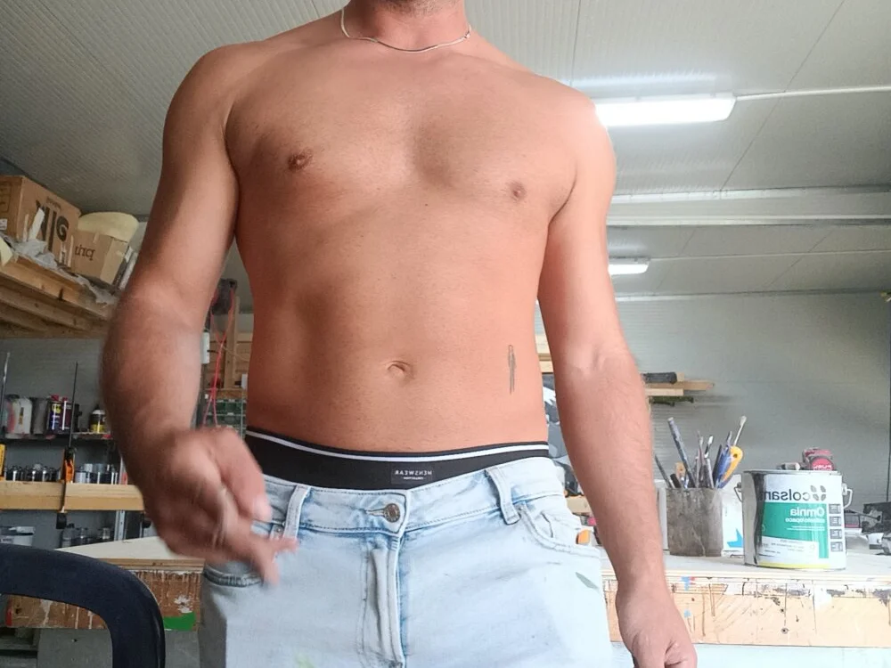 bigdick_italy Chat XXX offline