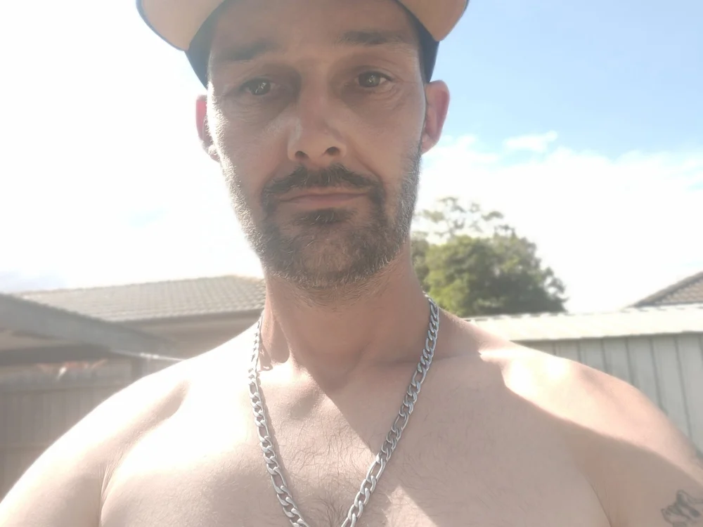 ห้องแชทออฟไลน์ของ Hornyaussie69