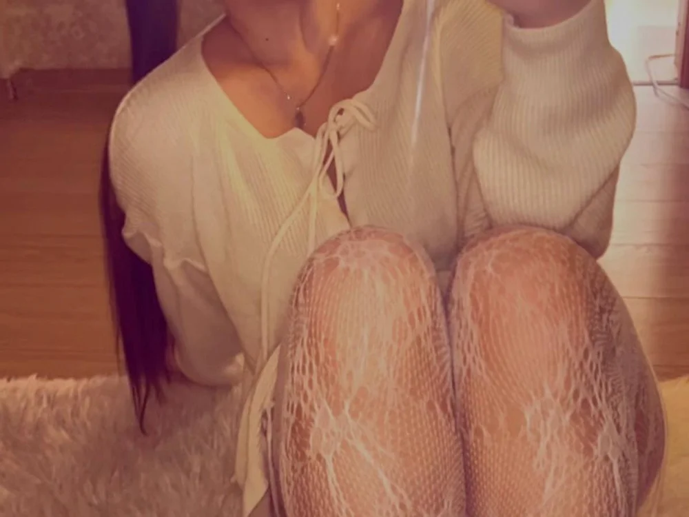 Sweet_baby111 cam model