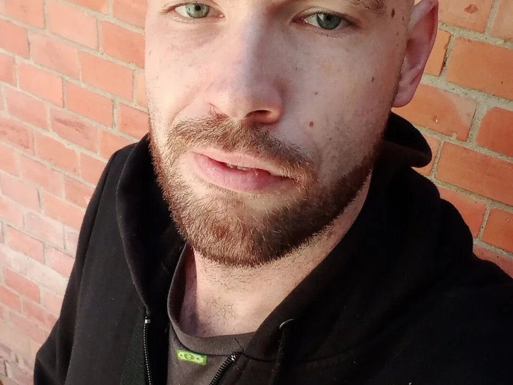 Trashy993 Offline XXX-chat
