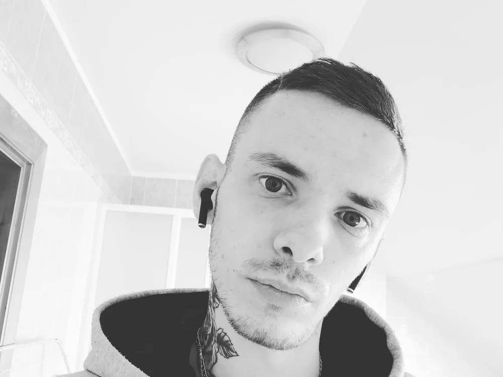 Skated_Product offline chatrum