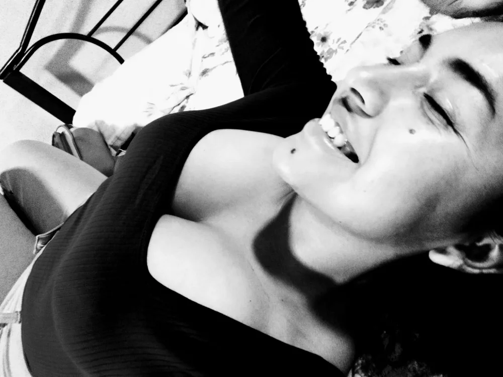 p_o_l_e_t_t's Offline XXX Chat