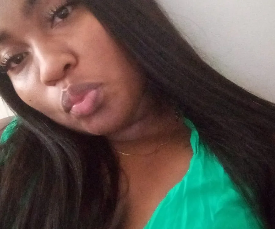 Sam_Blue Offline XXX-chat