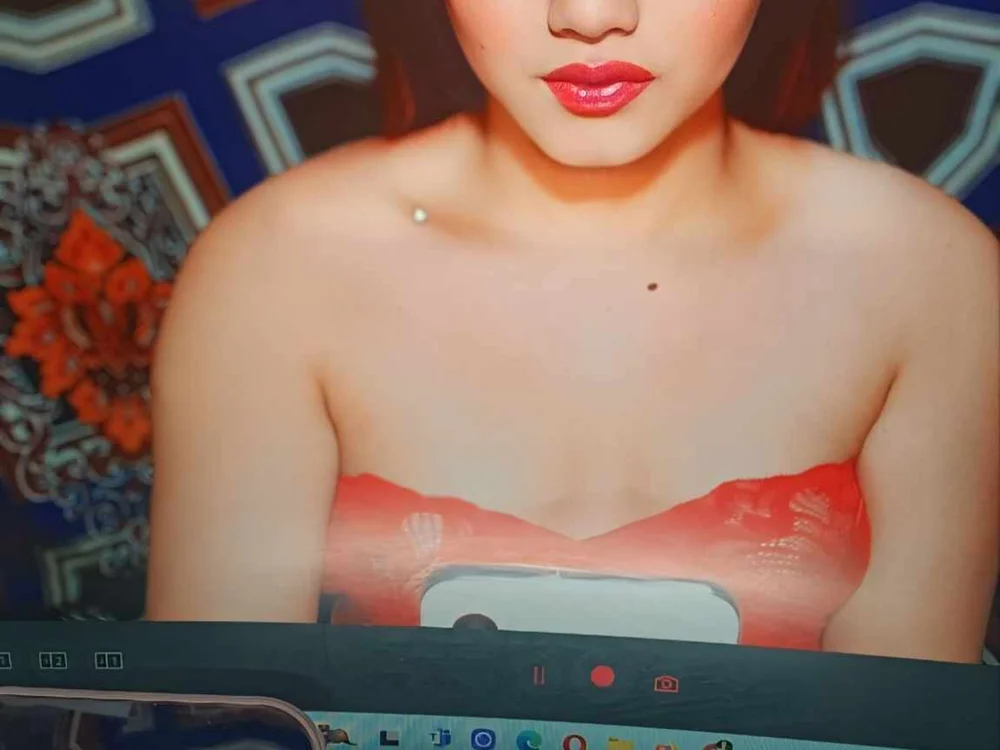 ห้องแชทออฟไลน์ของ CandisHartx