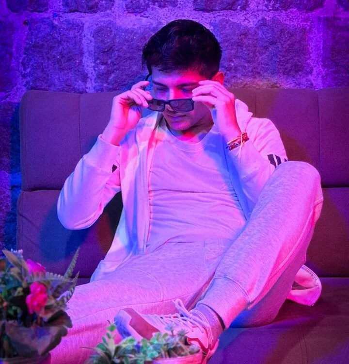 Офлайн-чат XXX Diego__West