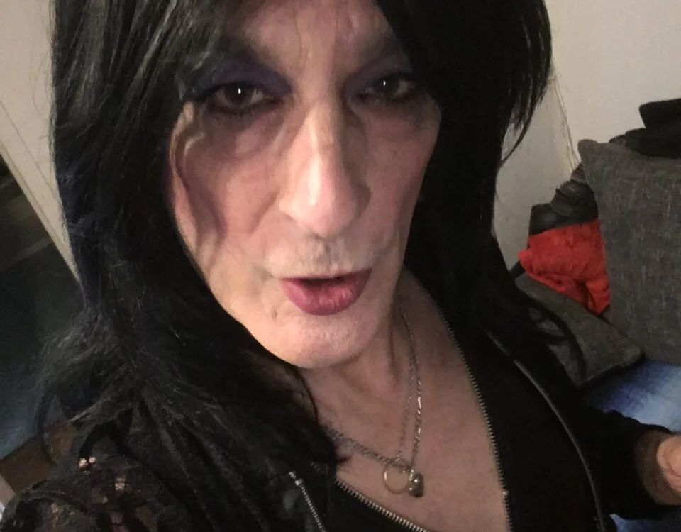 Sissy_Ambre's Offline XXX Chat