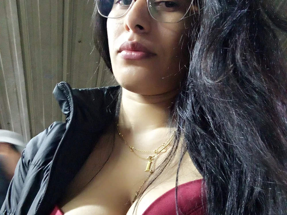Offline chatovací místnost ALONDRA_CAMILA